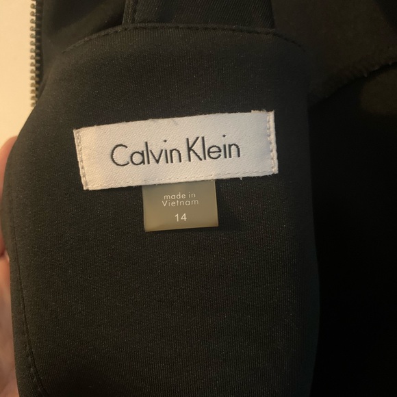 Strapless Calvin Klein dress - Picture 2 of 2